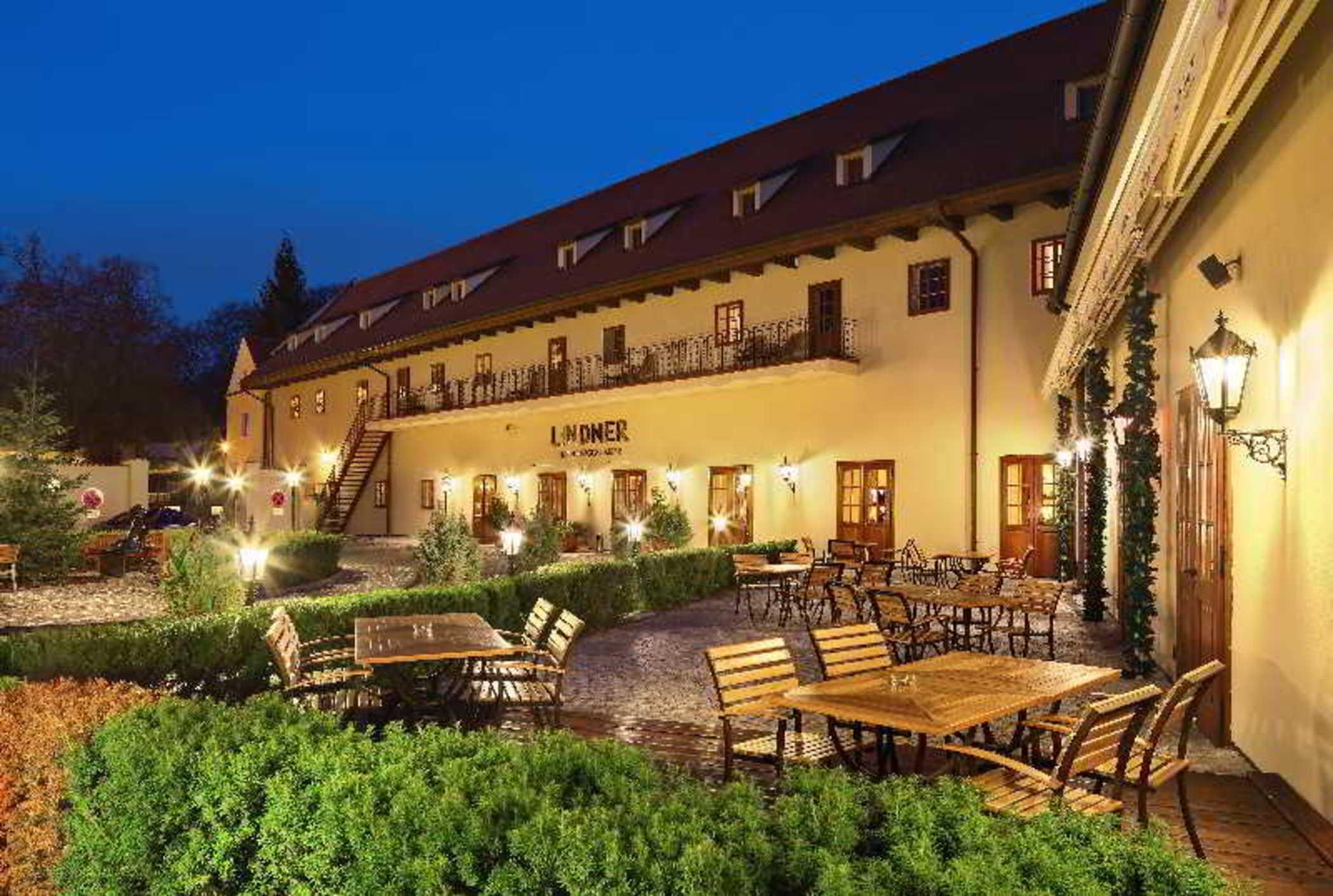 Lindner Hotel Prague Castle, Part Of Jdv By Hyatt Kültér fotó